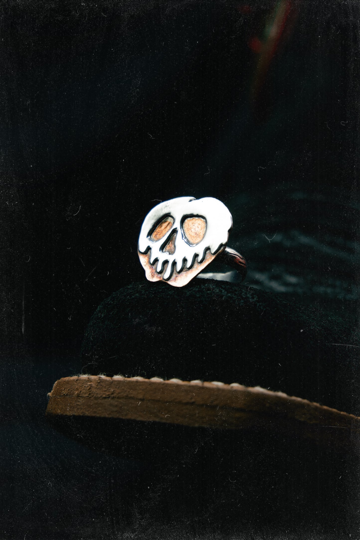 The Wrong Apple Ring