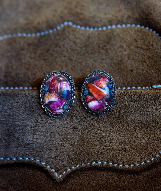 Spiny Oyster Earrings