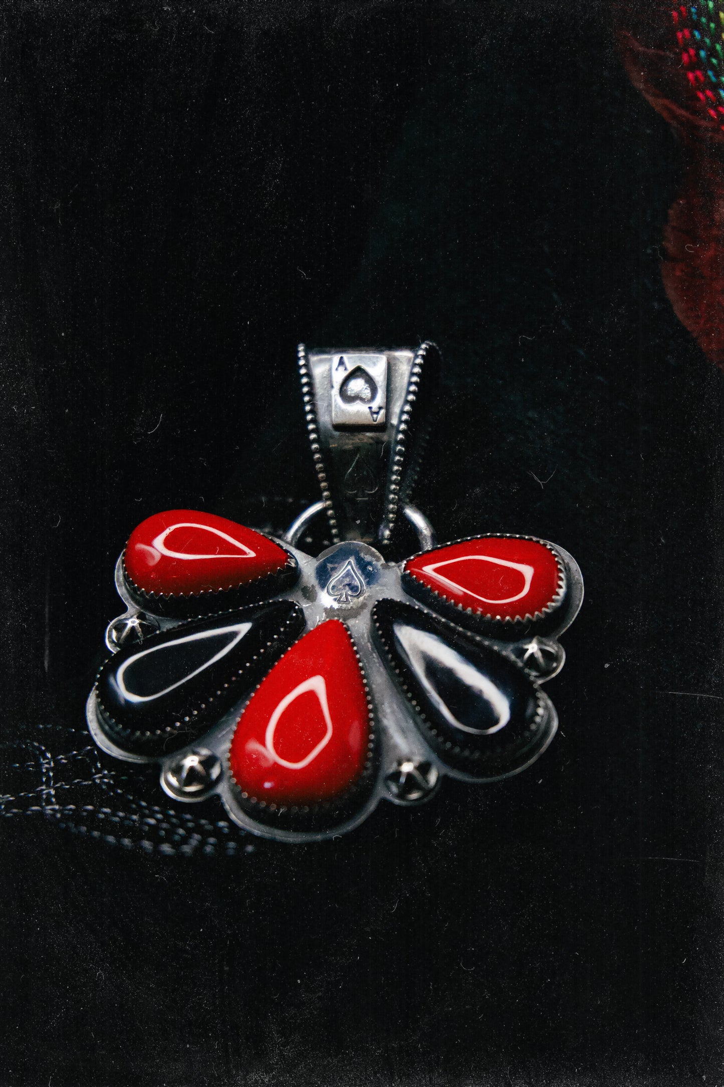The Y’ALLT Pendant